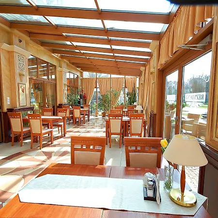 Hotel apartamentowy Rezydent