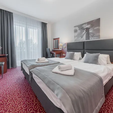 Hotel apartamentowy Rezydent 3*