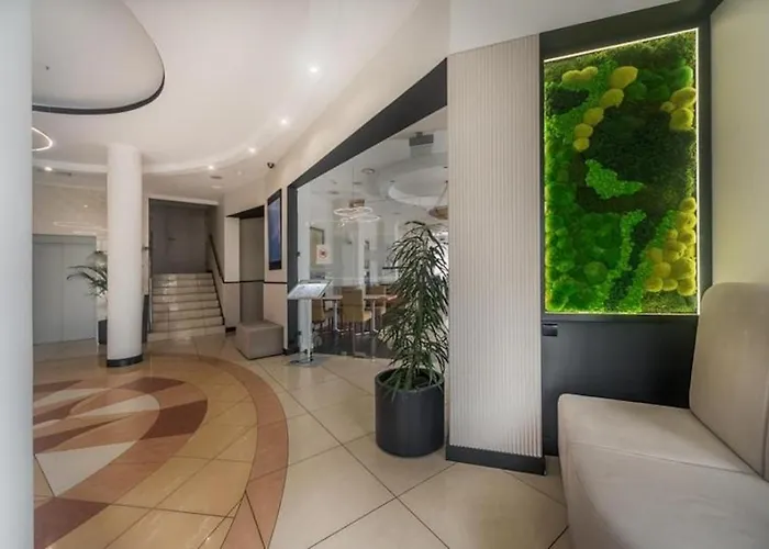 Rezydent Aparthotel 3*