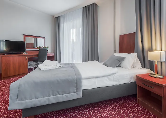 Rezydent Aparthotel 3*