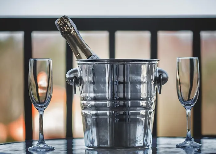 Rezydent Aparthotel 3*